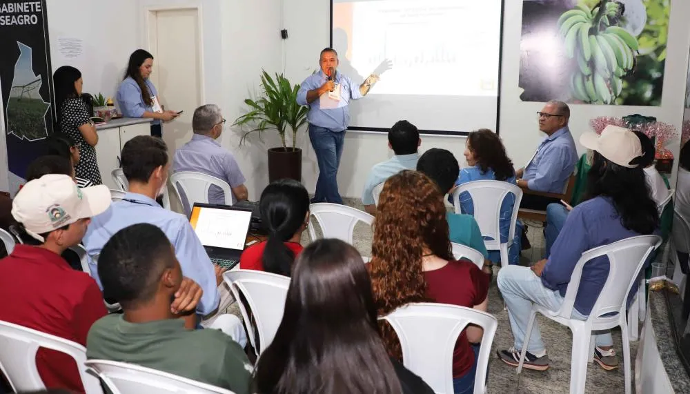 Projeto busca fortalecer a integração entre instituições de ensino, órgãos públicos e o setor produtivo por meio da troca de conhecimento e da aproximação com as políticas públicas voltadas ao agro (Foto: Aldemar Ribeiro)